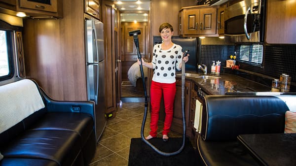 RV Vacuums – The Good, Bag and Under-Powered