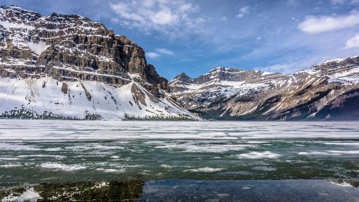 stunning glacier lake