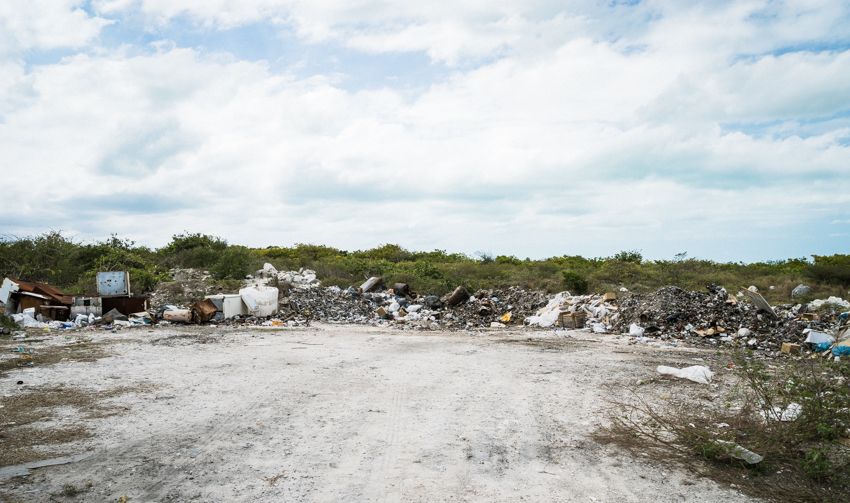 trash dump in the bahamas
