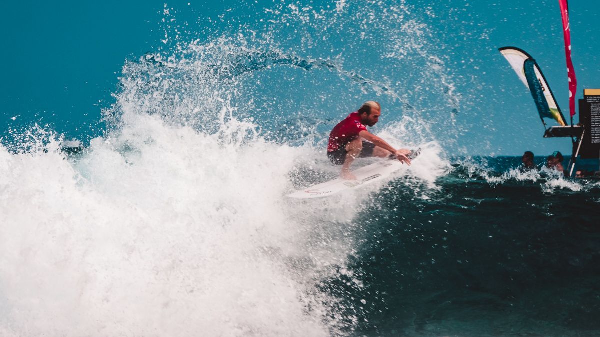billabong tahiti pro surf competition